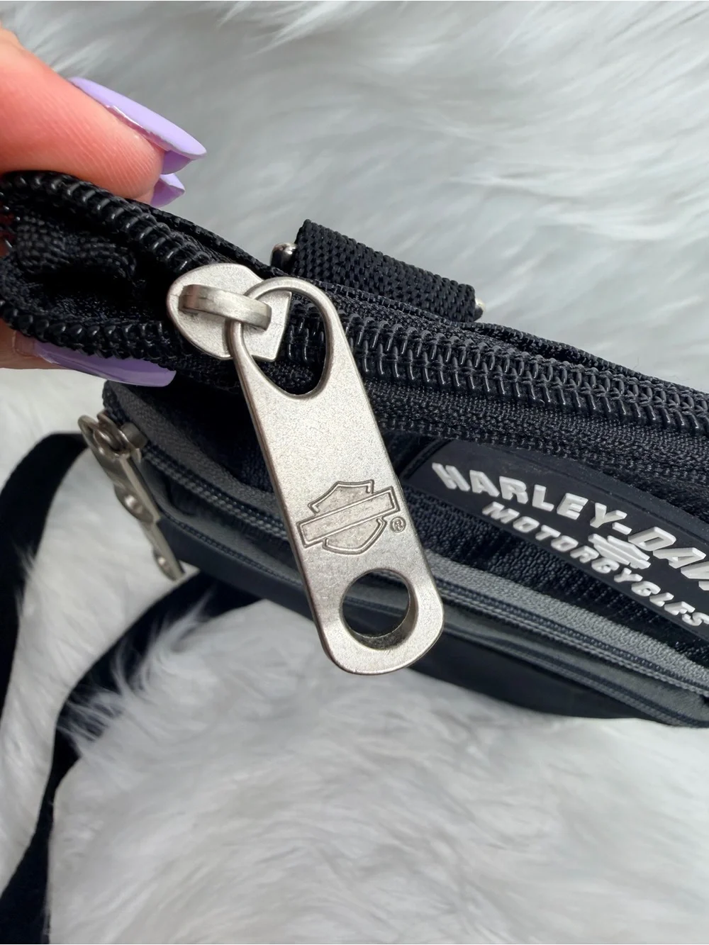 Harley-Davidson Black Nylon Crossbody Belt Bag with Gray Trim